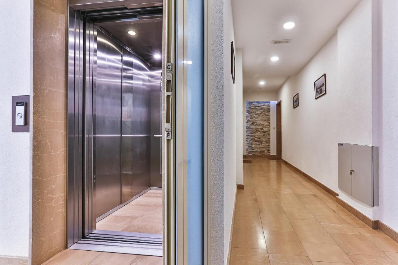 Montesun Boka Apartments บุดวา ภายนอก รูปภาพ
